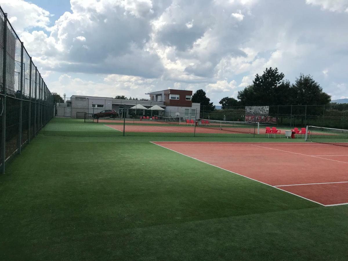 Greenbay Golf Apartments Trenčín Zewnętrze zdjęcie