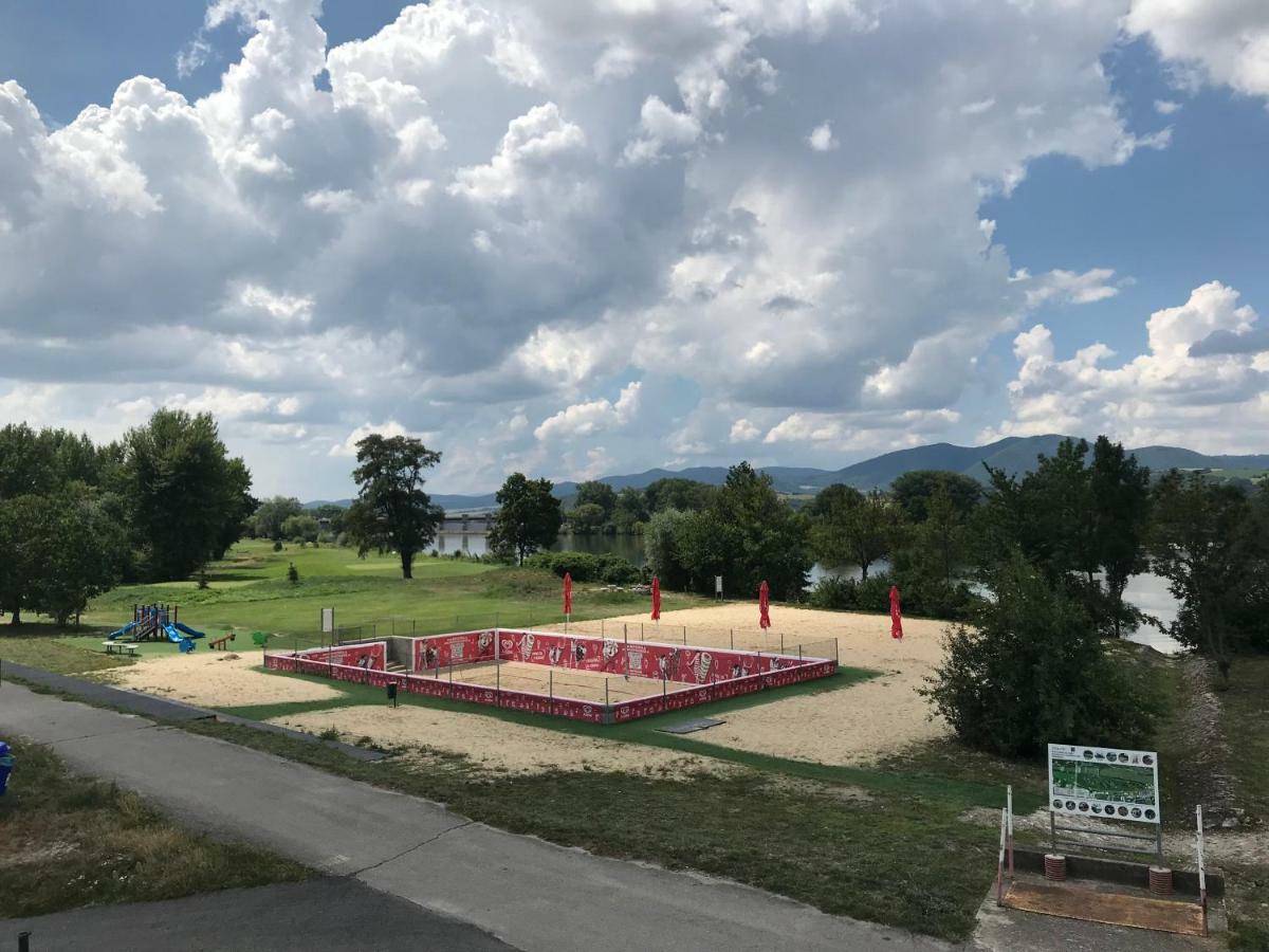 Greenbay Golf Apartments Trenčín Zewnętrze zdjęcie