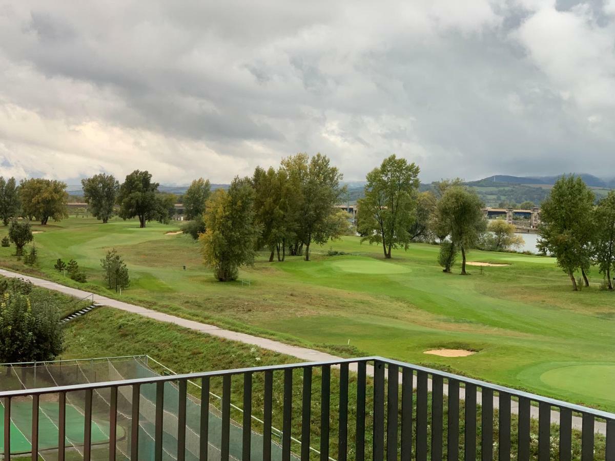 Greenbay Golf Apartments Trenčín Zewnętrze zdjęcie